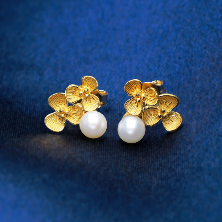 24K Pure Gold  with Pearl Stud Earrings:: Double Leaf Dewy  Collection